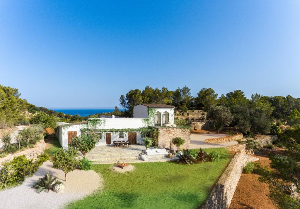 ville vista mare a san juan ibiza