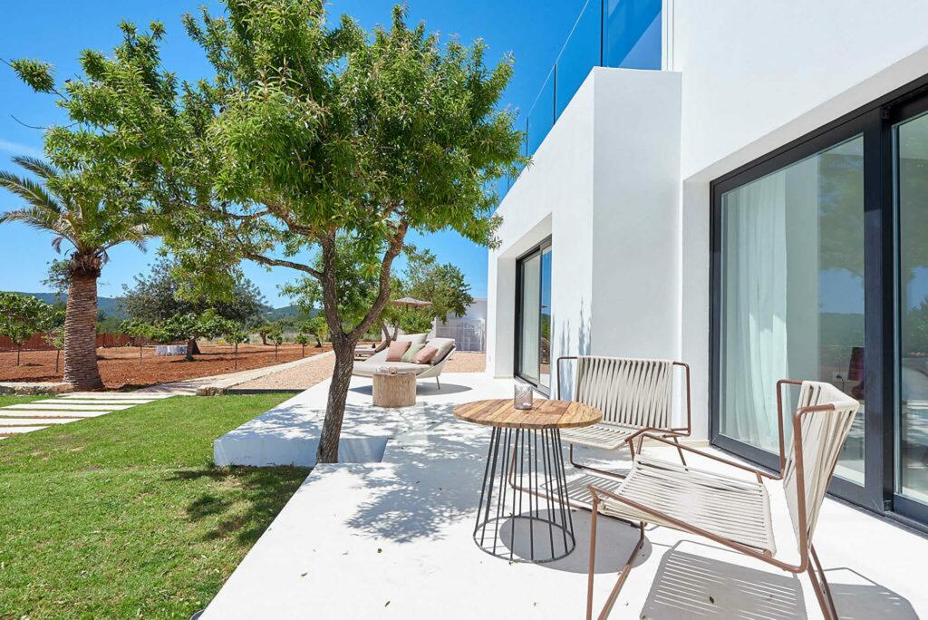 Ibiza Estate 2022 prenotate oggi stesso la vostra villa in affitto per le vacanze