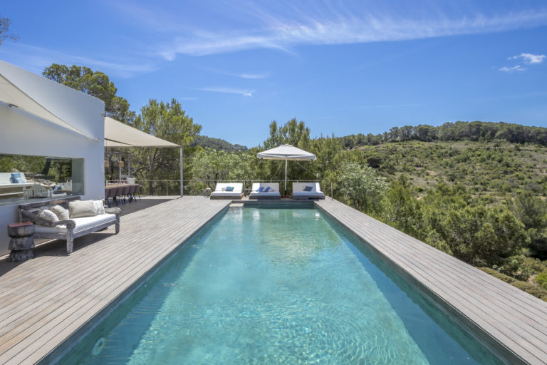 È il 2025 un buon momento per acquistare una proprietà a Ibiza?