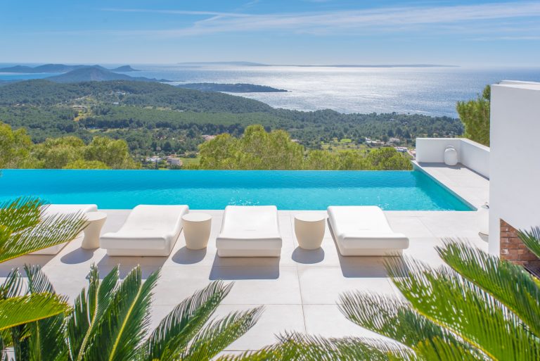 Le nostre migliori proprietà di lusso in vendita a Ibiza nel 2023
