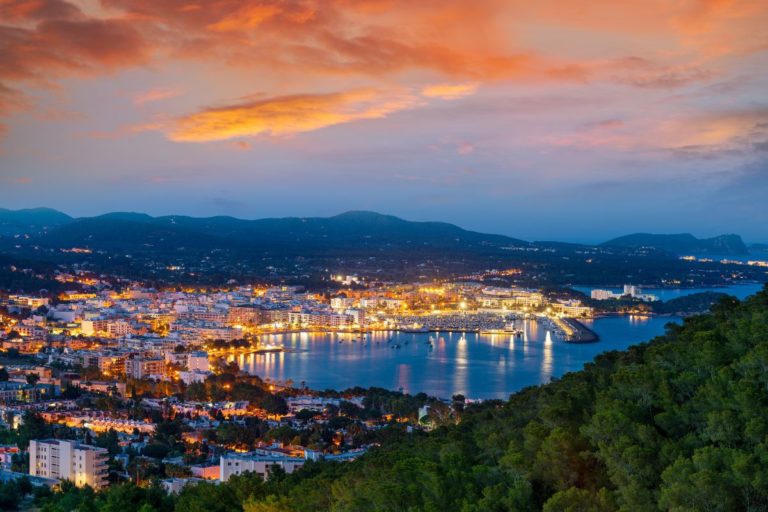 Scoprire Ibiza in inverno: Guida alle meraviglie fuori stagione