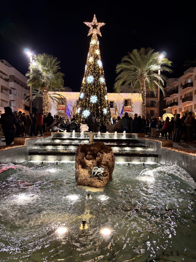 Sognando un Natale diverso? Avere un momento magico a Ibiza